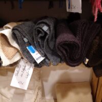 Strickschal aus Alpakawolle – Bild 3